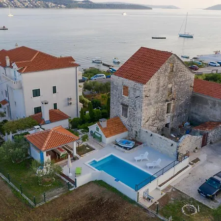 Seaside Mia Willa Trogir