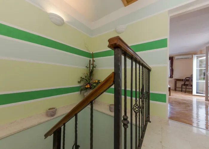 Willa Seaside Mia Trogir