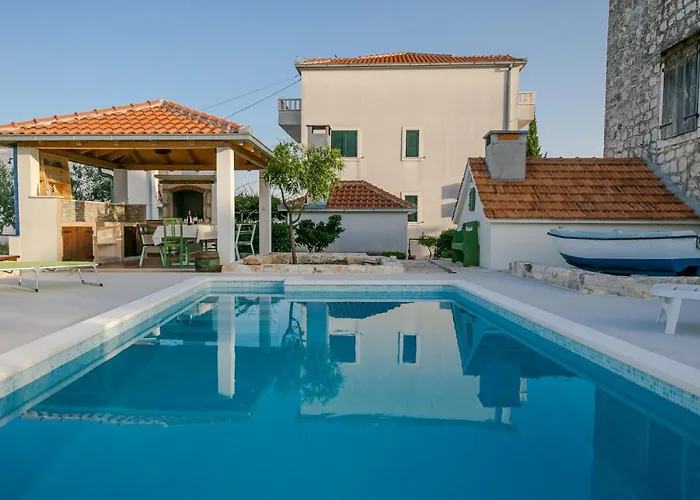 Seaside Mia Willa Trogir